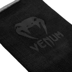 Venum Kontact Ankle Support Guard, Black/Red -Udstyr og tilbehør butik 0173 114 Venum KontactAnkleSupportGuard BlackBlack 0522 2