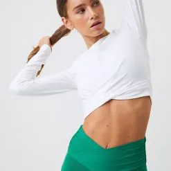 BJØRN BORG Borg Cross Long Sleeve, Brilliant White -Udstyr og tilbehør butik 10001269 WE001R Borg Cross Long Sleeve BrilliantWhite 0123 1