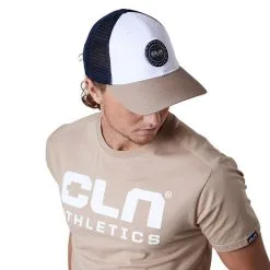 CLN Athletics CLN Trucker Cap, White, Onesize -Udstyr og tilbehør butik 1036 03 ONESIZE.MASTER CLN Athletics CLN TruckerCap White Onsize 0123 3