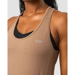 ICANIWILL Everyday Seamless Tank Top, Desert Sand 9 ICANIWILL Everyday Seamless Tank Top, Desert Sand -Udstyr og tilbehør butik 13061 234R ICIW Everyday Seamless Tank Top Desert Sand 03 aug22
