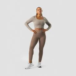 ICANIWILL Nimble Soft Cropped Long Sleeve, Greige -Udstyr og tilbehør butik 13138 200R ICANIWILL Nimble Soft Cropped Long Sleeve Greige 05 1222