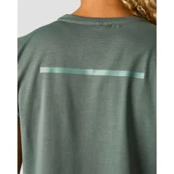 ICANIWILL Stride Cropped Tank, Sea Green -Udstyr og tilbehør butik 13210 286R ICIW Stride Cropped Tank Sea Green 05 jan23 1