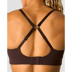 ICANIWILL Stride Strappy Sportsbra, Black -Udstyr og tilbehør butik 13215 284R ICIW Stride Strappy Sportsbra Dark Brown 05 feb23 1