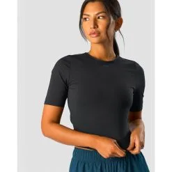 ICANIWILL Charge Cropped Mid Sleeve Wmn, Black -Udstyr og tilbehør butik 13256 001R ICANIWILL Charge Cropped Mid Sleeve Wmn Black 05 april23