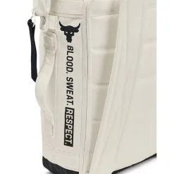 UA Project Rock Box Duffle Backpack, Black/Pitch Gray -Udstyr og tilbehør butik 1364189 130.MASTER UA Project Rock Box Duffel Backpack Ivory 07 jan23
