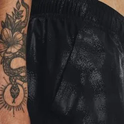 Under Armour UA Woven Emboss Short, Black -Udstyr og tilbehør butik 1377137 001R 0223