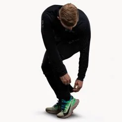 CLN Athletics CLN Lava Stretch Pant, Black -Udstyr og tilbehør butik 2121 00R CLN Lava pant Black 04 1020