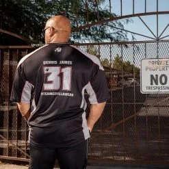 Gorilla Wear Athlete T-Shirt 2.0 Dennis James, Black/Grey -Udstyr og tilbehør butik 905488090R Gorilla Wear Athlete T Shirt 2.0 Dennis James BlackGrey JULI20 07