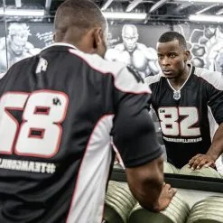 Athlete T-Shirt 2.0 Gorilla Wear, Black/White 16 Athlete T-Shirt 2.0 Gorilla Wear, Black/White -Udstyr og tilbehør butik 905489010R Gorilla Wear Athlete T Shirt Dennis James BlackWhite juli20 07