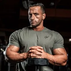 Gorilla Wear Johnson T-Shirt, Black -Udstyr og tilbehør butik 905504090R Gorilla Wear Johnson T Shirt Army Green 06 2