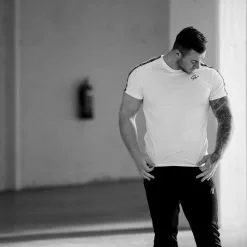 Gorilla Wear Chester T-Shirt, White/Black -Udstyr og tilbehør butik 909531090R Gorilla Wear Chester T Shirt WhiteBlack Juli20 06 2