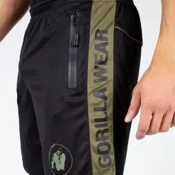 Gorilla Wear Atlanta Shorts, Black/Green -Udstyr og tilbehør butik 909989041R Gorilla Wear Atlanta Shorts Black Green 08 0922