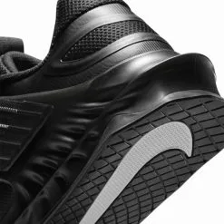 Nike Savaleos, Black -Udstyr og tilbehør butik CV5708 010 R Nike Savaleos Black 04 0321 1