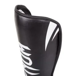 Venum Challenger Standup Shinguards, Matte/Black -Udstyr og tilbehør butik EU VENUM 0773 R Venum Challenger Standup Shin Guards Black 05 1020