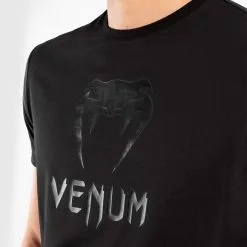 Venum Classic T-shirt, Black/Black -Udstyr og tilbehør butik VENUM 03526 114R Venum Classic T shirt Black Black 05 0522