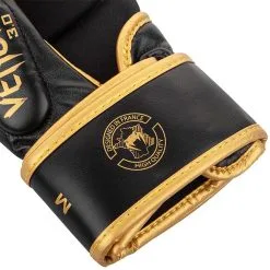 Sparring Gloves Venum Challenger 3.0, Black/Gold 12 Sparring Gloves Venum Challenger 3.0, Black/Gold -Udstyr og tilbehør butik VENUM 03541 126R Venum Sparring Gloves Venum Challenger 3.0 Black Gold 05 0522