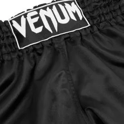 Venum Muay Thai Shorts Classic - Black/White -Udstyr og tilbehør butik VENUM 03813 108 R Venum Muay Thai Shorts Classic Black White 03 1020