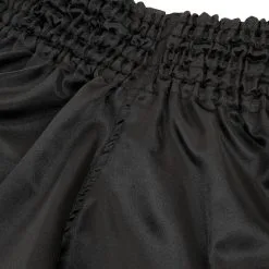 Venum Muay Thai Shorts Classic - Black/White -Udstyr og tilbehør butik VENUM 03813 108 R Venum Muay Thai Shorts Classic Black White 05 1020