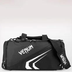 Venum Trainer Lite Evo Sports Bag, Black/White -Udstyr og tilbehør butik VENUM 03830 108 Venum Trainer Lite Evo Sports Bag BlackWhite 03 maj2 1
