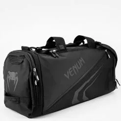Venum Trainer Lite Evo Sports Bag, Black/White -Udstyr og tilbehør butik VENUM 03830 114 Venum Trainer Lite Evo Sports Bag BlackBlack 03 maj22 2