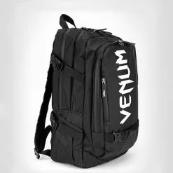 Venum Challenger Pro Evo BackPack, Black/Gold -Udstyr og tilbehør butik VENUM 03832 108 Venum Challenger Pro Evo BackPack BlackWhite 02 maj22 3