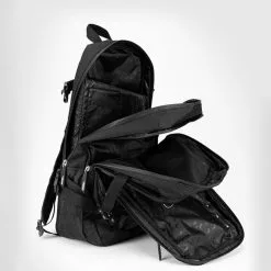 Venum Challenger Pro Evo BackPack, Black/Gold -Udstyr og tilbehør butik VENUM 03832 108 Venum Challenger Pro Evo BackPack BlackWhite 07 maj22 3