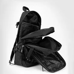 Venum Challenger Pro Evo BackPack, Black/Black -Udstyr og tilbehør butik VENUM 03832 114 Venum Challenger Pro Evo BackPack BlackBlack 07 maj22