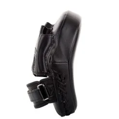 Venum Light Focus Mitts, White/Black (Pair) -Udstyr og tilbehør butik VENUM 1119 114 Venum Light Focus Mitts BlackBlack 03 maja22